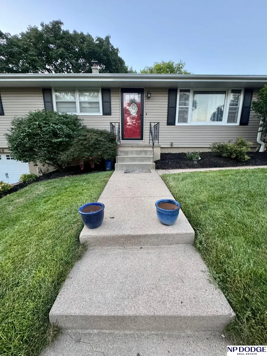 8068 Castelar Street, Omaha, NE 68124 - Image #3