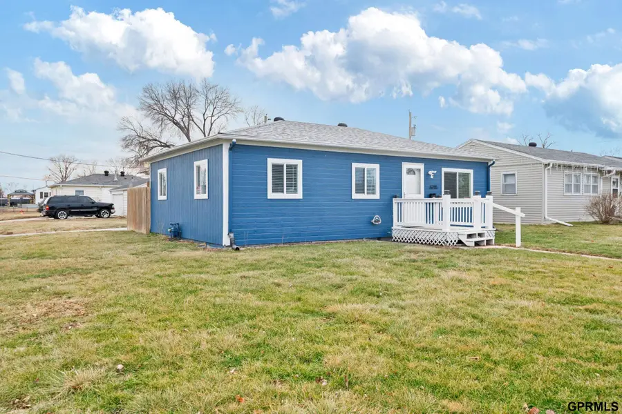6205 J Street S, Omaha, NE 68117 - Image #2