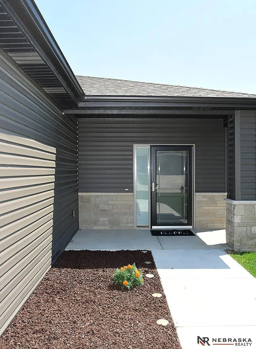 248 Half Moon Drive, Lincoln, NE 68527 - Image #3