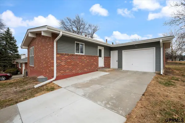 800 Northborough Lane, Lincoln, NE 68505