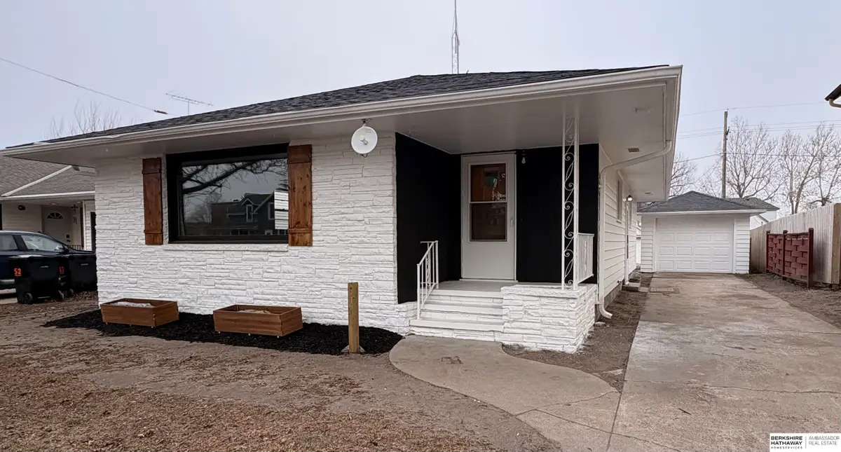 110 N Spring Street, Hooper, NE 68031 - Image #1