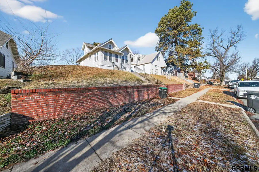 2008 N 48th Street, Omaha, NE 68104 - Image #2