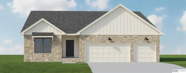 5012 Pinehill Road, Bellevue, NE 68133