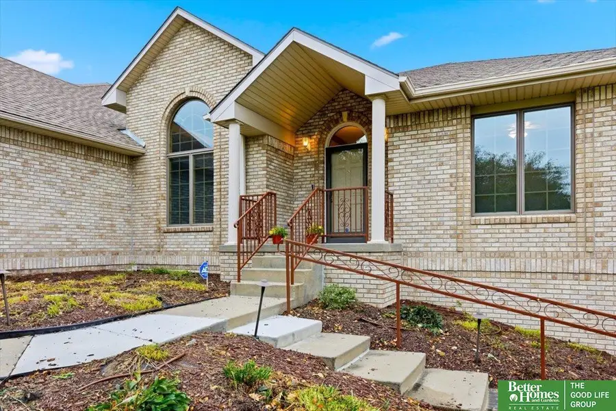 22231 Stoneybrook Drive, Council Bluffs, IA 51503 - #3