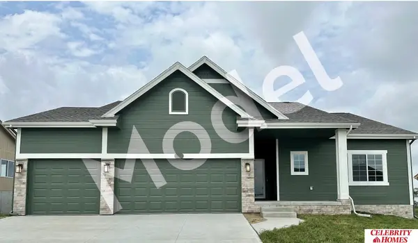 5406 N 182 Street, Elkhorn, NE 68022