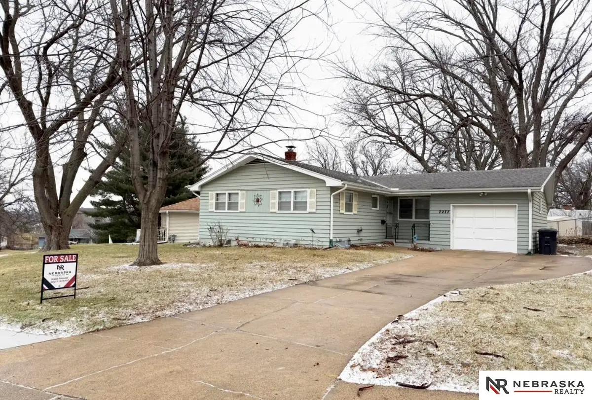 7277 Frederick Street, Omaha, NE 68124 - Image #1