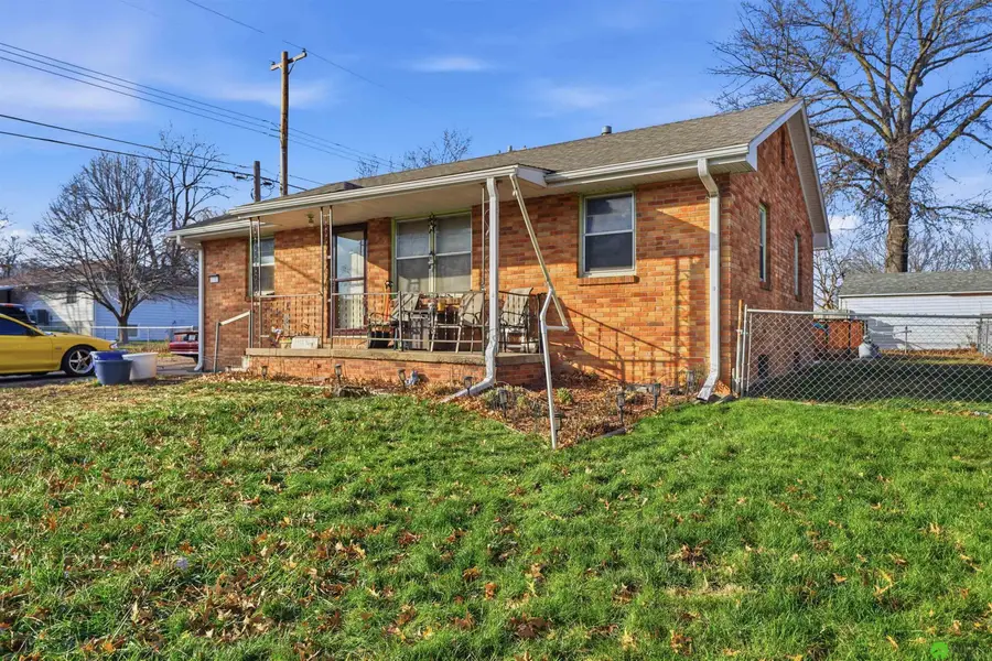 3733 N 66th Street, Lincoln, NE 68507 - Image #2