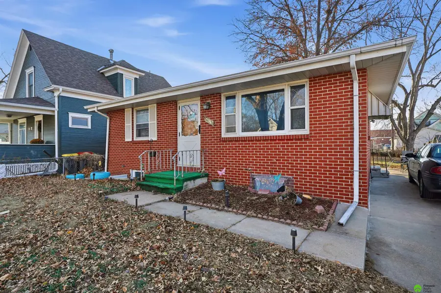 4625 Greenwood Street, Lincoln, NE 68504 - Image #2