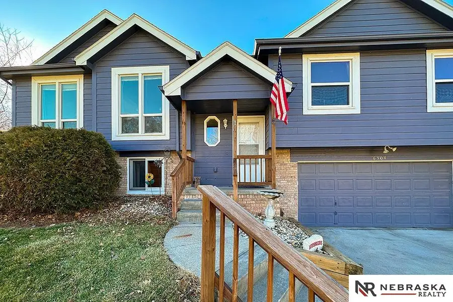 6504 N 105th Street, Omaha, NE 68112 - Image #3