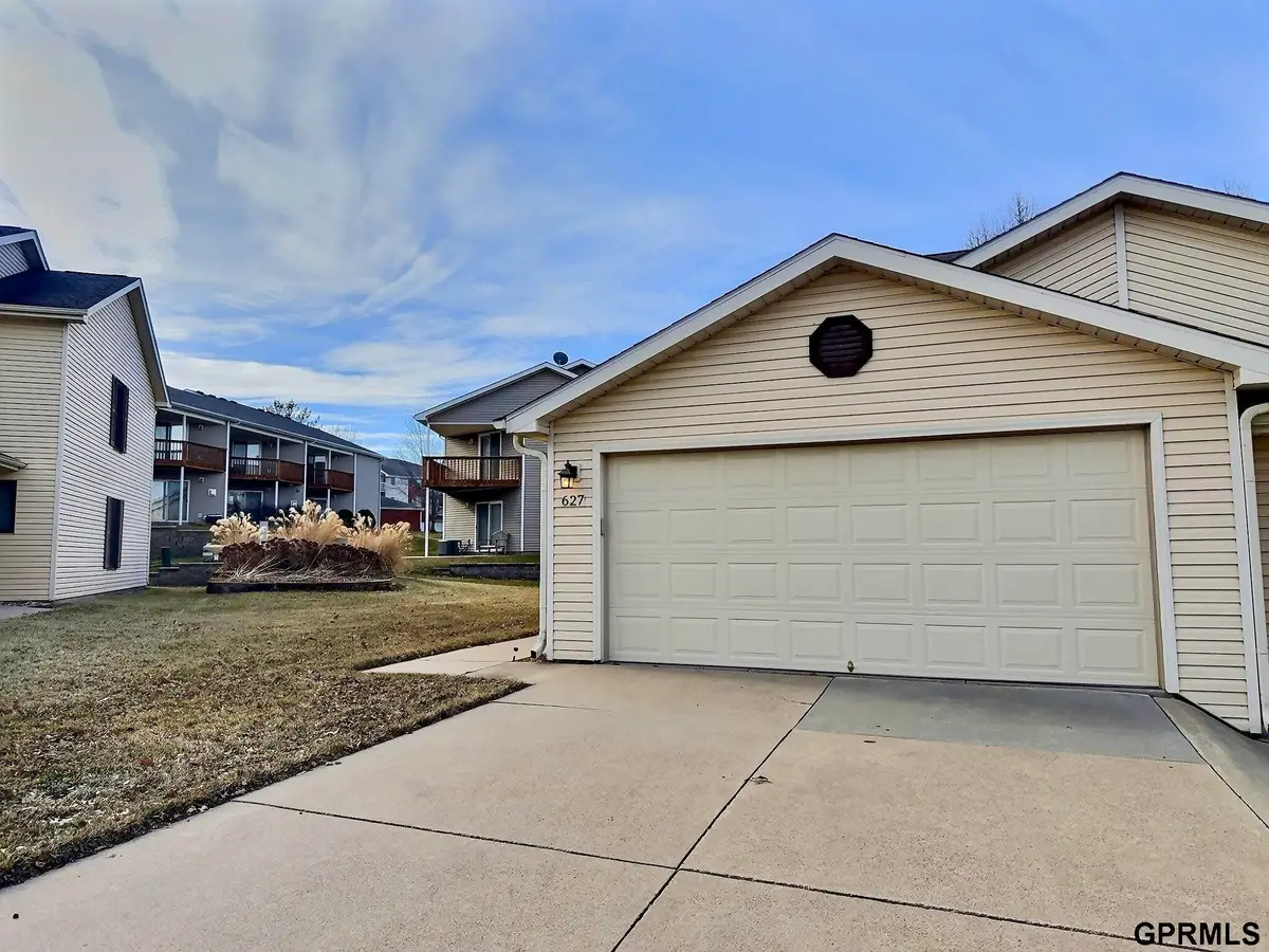 627 NW 20 Street #39, Lincoln, NE 68528 - Image #1