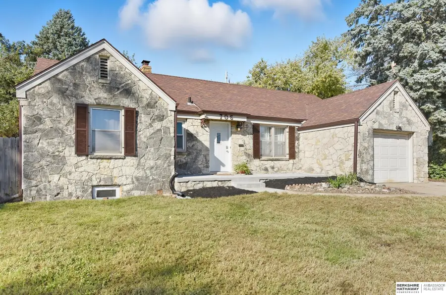 706 N 72nd Street, Omaha, NE 68114 - #2
