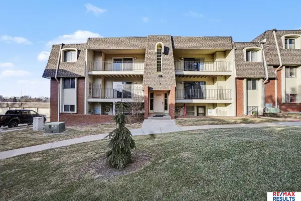 12035 Pierce Plaza #222, Omaha, NE 68144