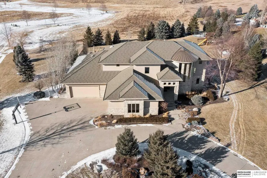 19510 Camden Avenue, Elkhorn, NE 68022 - Image #3