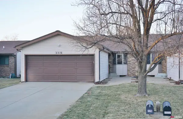 2218 Southwood Place, Lincoln, NE 68512