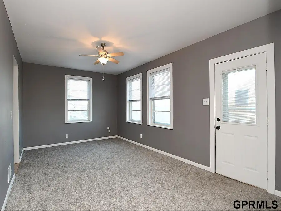 325 Scott Street, Council Bluffs, IA 51503 - Image #3