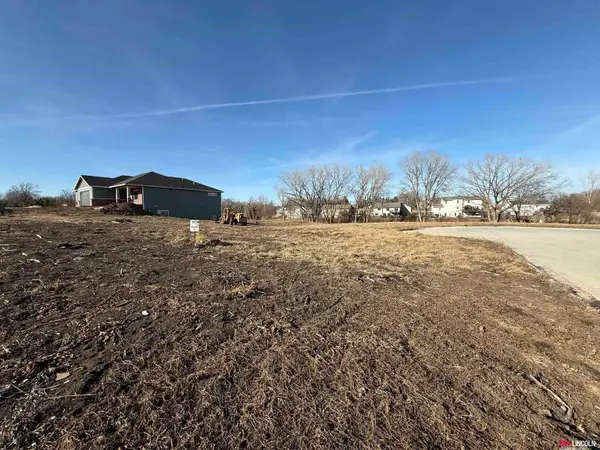1180 Evergreen Road, Bennet, NE 68317