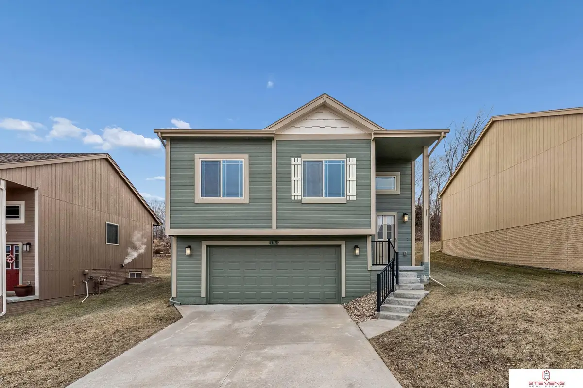 13919 Wood Valley Drive, Omaha, NE 68142 - Image #1