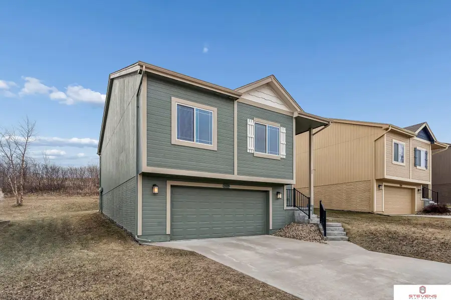 13919 Wood Valley Drive, Omaha, NE 68142 - Image #3