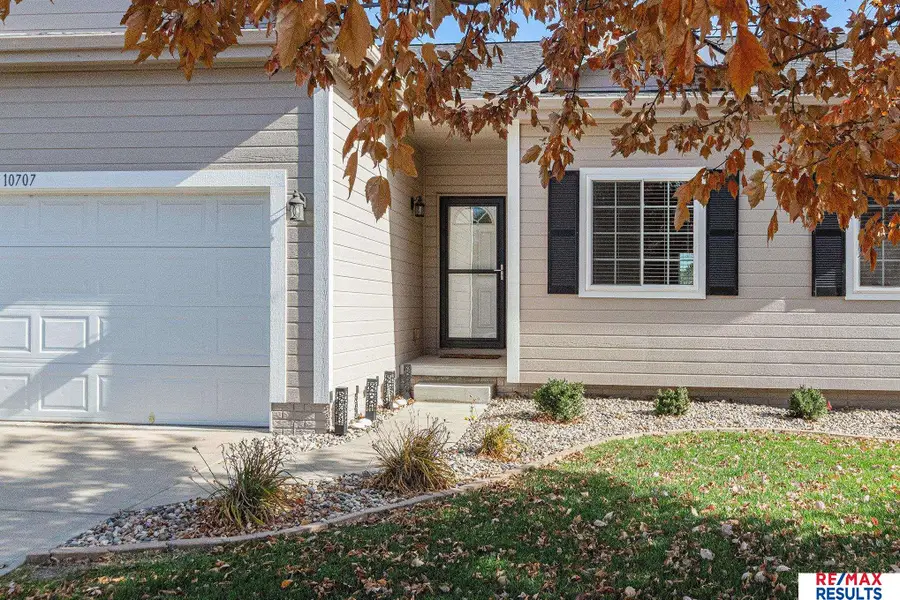 10707 Winding River Drive, Bellevue, NE 68123 - Image #2