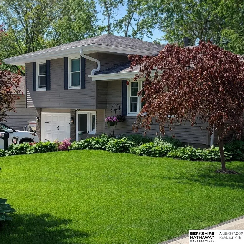 9157 Meadow Drive, Omaha, NE 68114 - Image #1