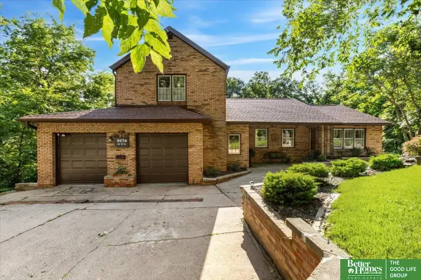 9674 N 30 Street, Omaha, NE 68112