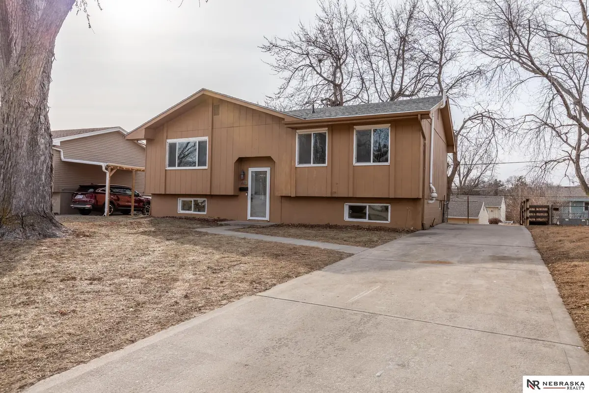 7611 Teal Street, La Vista, NE 68128 - Image #1