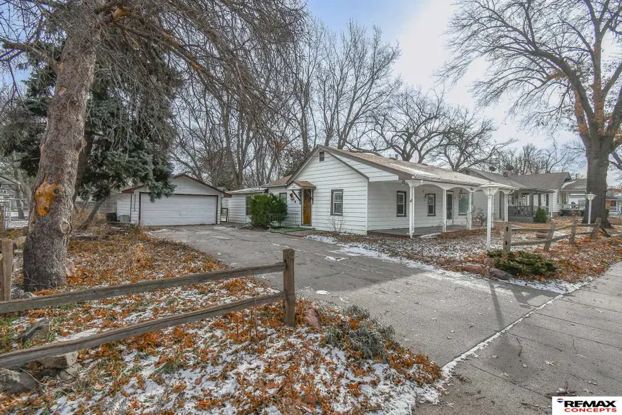 1916 N 32nd Street, Lincoln, NE 68503 - Image #2