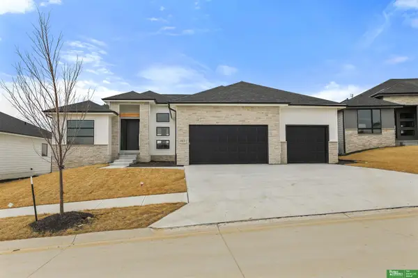 5614 N 198th Street, Elkhorn, NE 68022