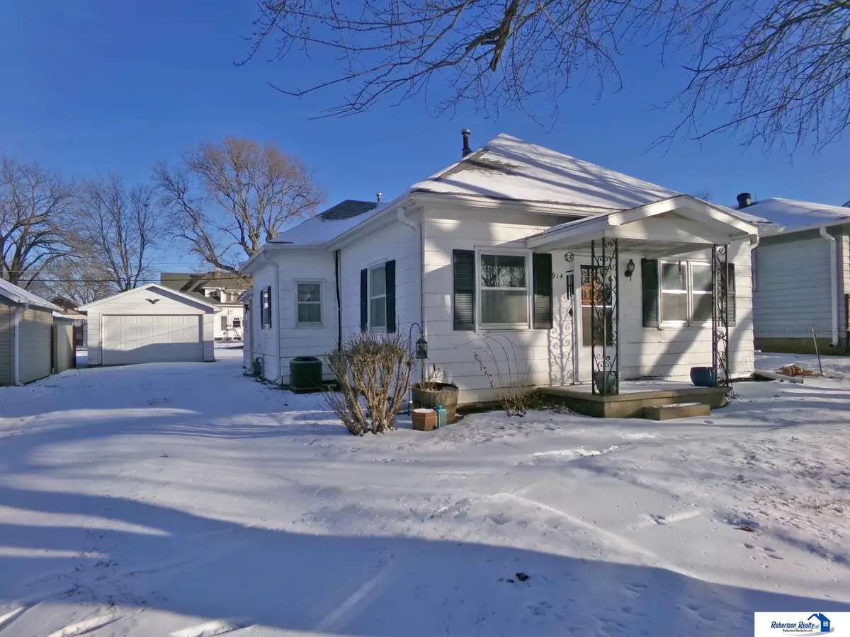 914 Bell Street, Beatrice, NE 68310 - #1