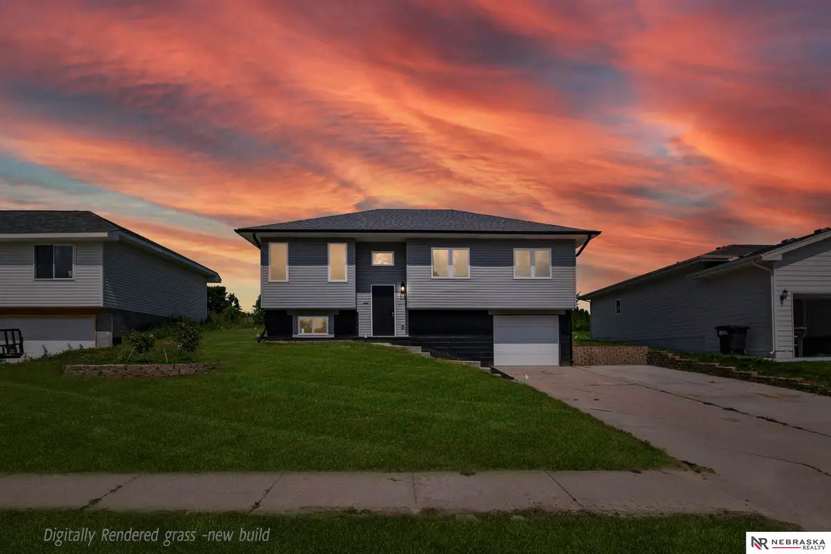 3809 Appaloosa Drive, Omaha, NE 68022 - Image #1