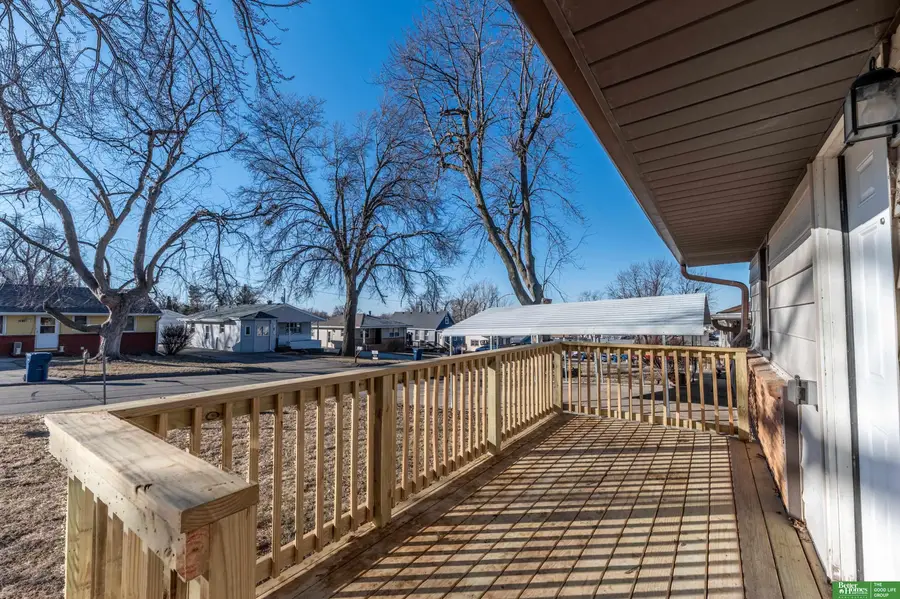 3812 Emiline Street, Bellevue, NE 68147 - Image #2