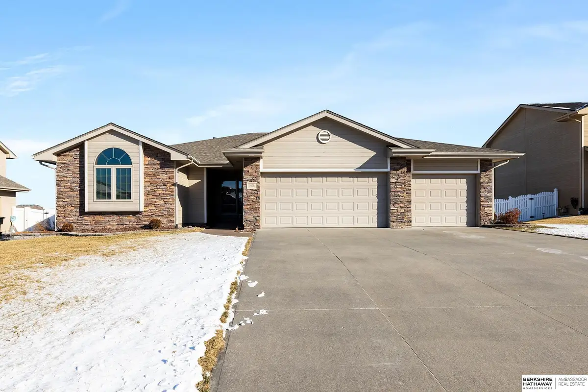 1908 Apollo Lane, Papillion, NE 68133 - Image #1