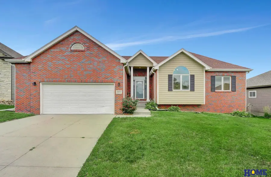 4911 S 76th Street, Lincoln, NE 68516 - #2