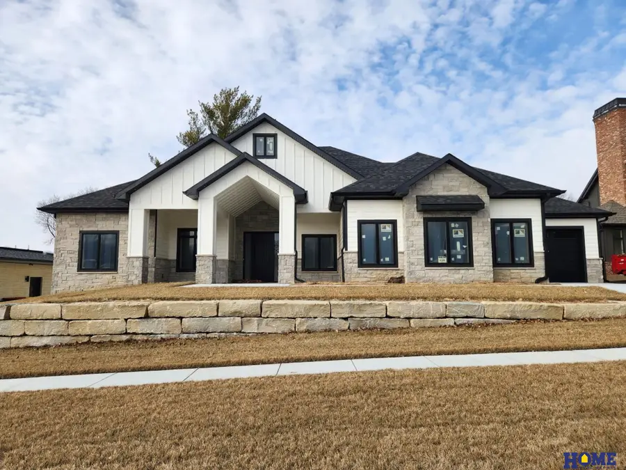 6326 Carveth Court, Lincoln, NE 68516 - #2