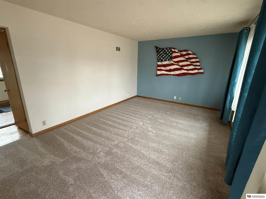 1713 Robertson Drive, Omaha, NE 68114 - #2