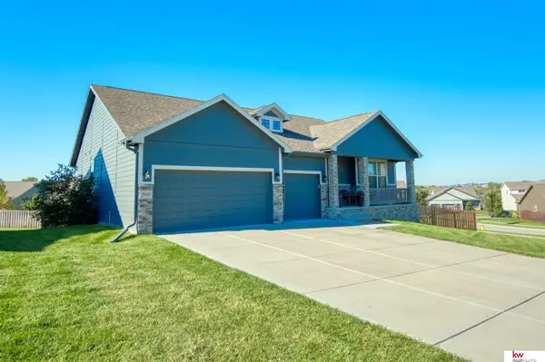 20459 C Street, Omaha, NE 68022