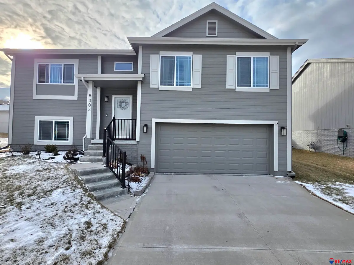 8303 King Street, Omaha, NE 68122 - Image #1