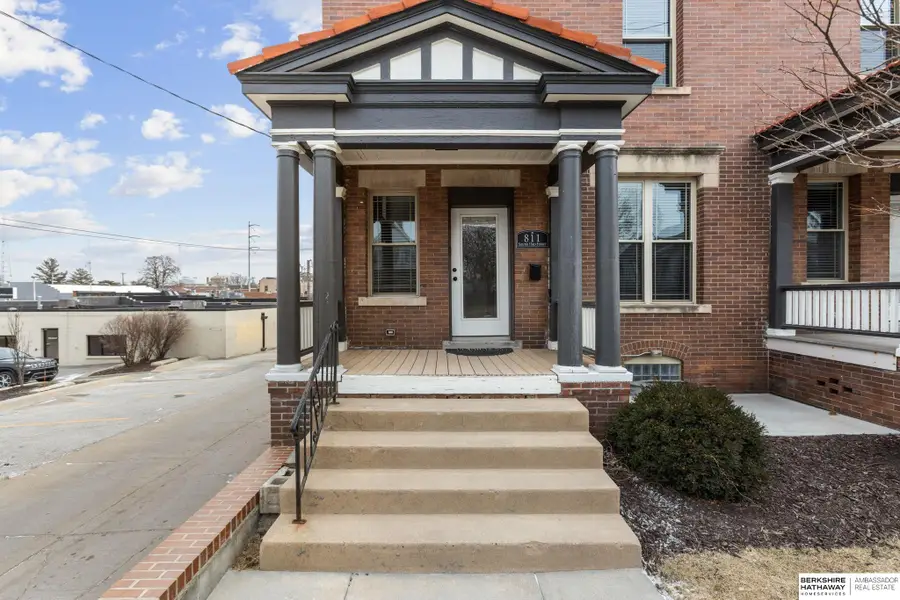 811 S 33rd Street, Omaha, NE 68105 - Image #3