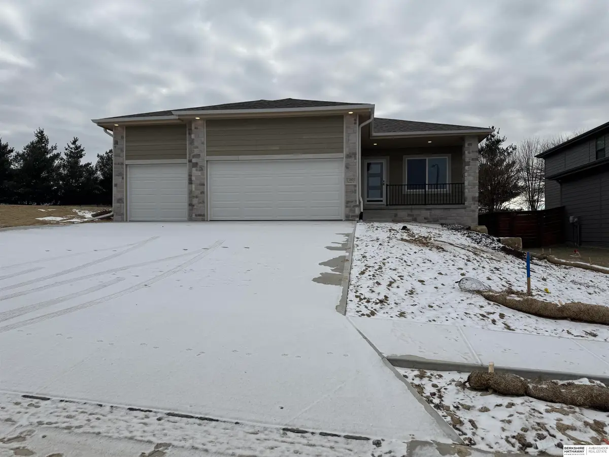 11601 Potter Street, Omaha, NE 68142 - Image #1