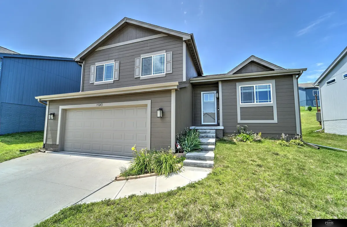 7720 N 108 Street, Omaha, NE 68142 - #1