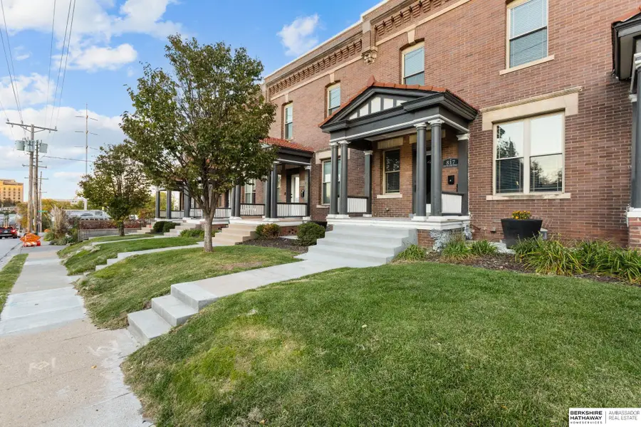 817 S 33rd Street, Omaha, NE 68105 - Image #3