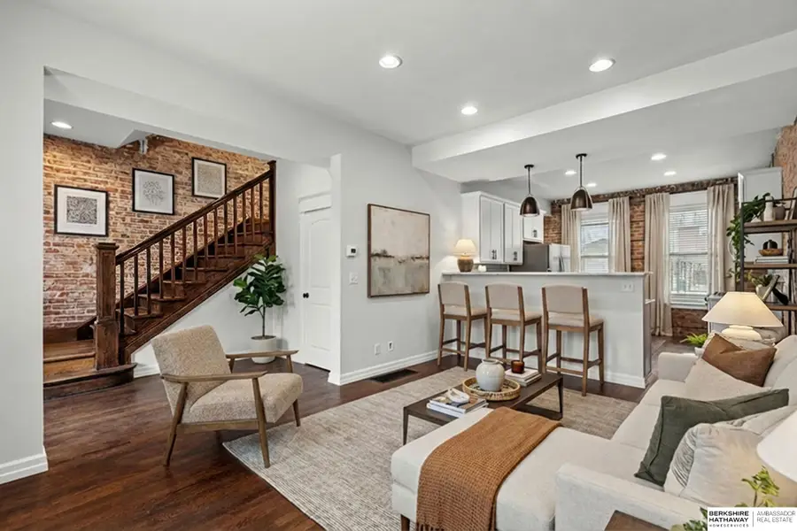 813 S 33rd Street, Omaha, NE 68105 - Image #3