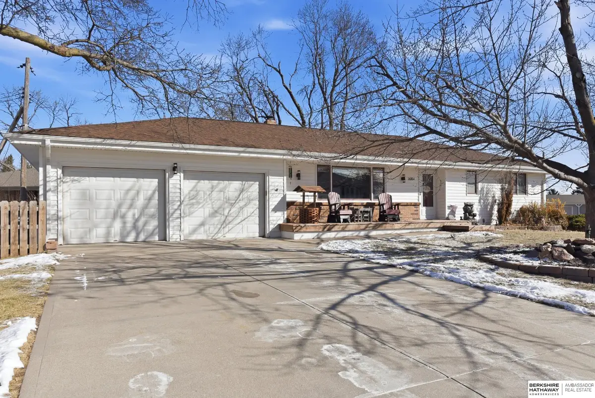 20764 Emmet Street, Omaha, NE 68022 - Image #1