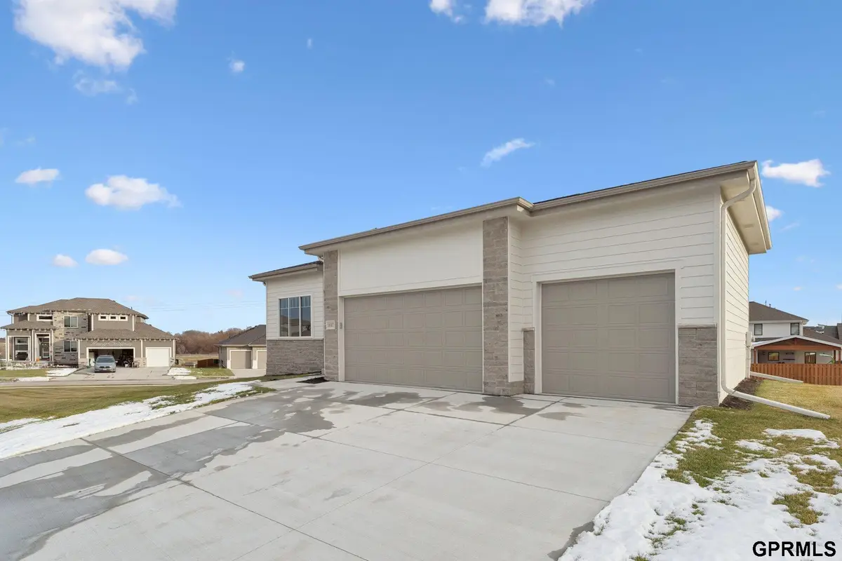 18307 Birch Avenue, Omaha, NE 68136 - Image #1