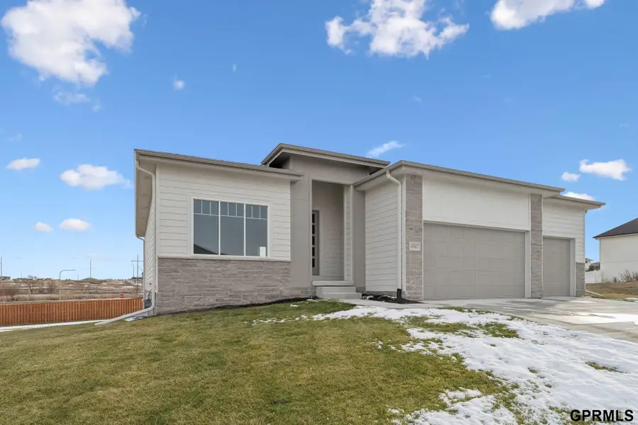 18307 Birch Avenue, Omaha, NE 68136 - Image #3