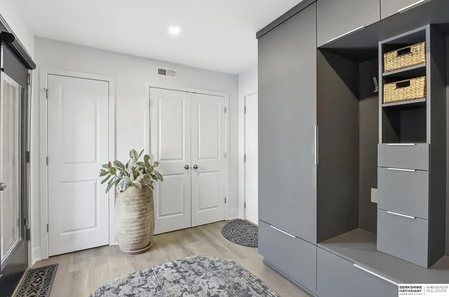 2208 S 64th Avenue, Omaha, NE 68106 - Image #3