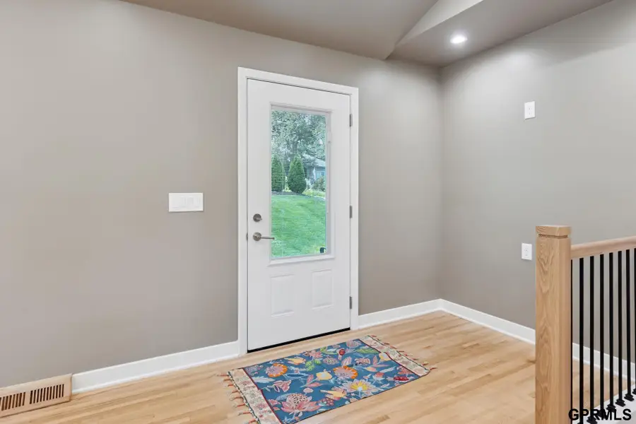 9334 Spring Street, Omaha, NE 68124 - Image #3