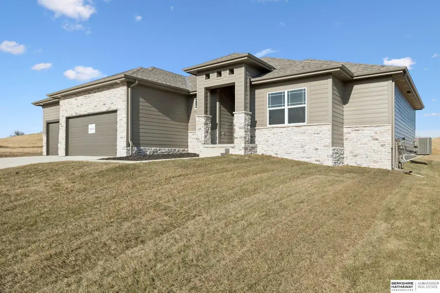 18410 Sycamore Drive, Gretna, NE 68028 - #2