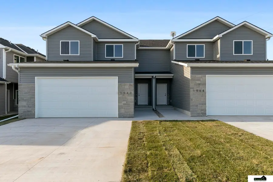 1940 Flagstone Road, Lincoln, NE 68521-5856 - Image #2