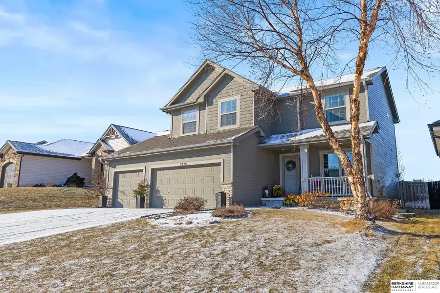 8226 N 162nd Street, Bennington, NE 68007 - Image #2